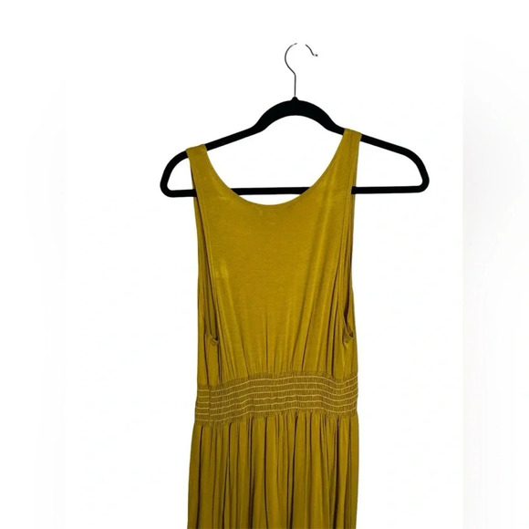 The Vanity Room Mustard Sleeveless Maxi Dress Size Medium - Picture 4 of 5